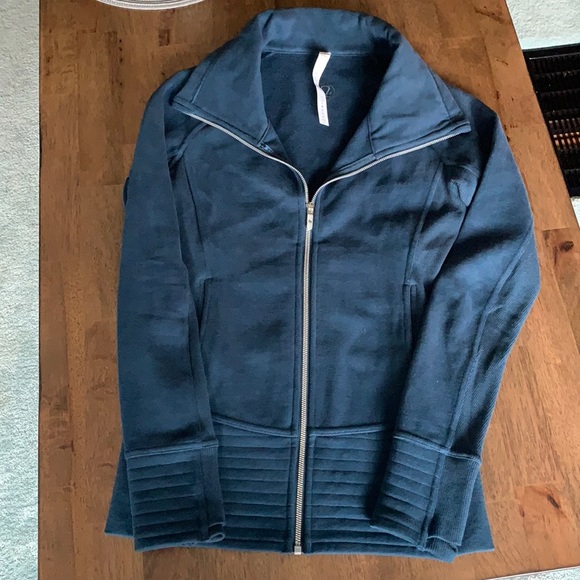 lululemon athletica Tops - Lululemon Radiant Jacket II